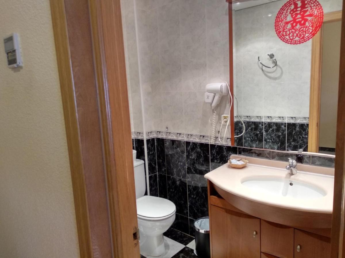 Hotel Sierra Oriente Guadarrama Bagian luar foto