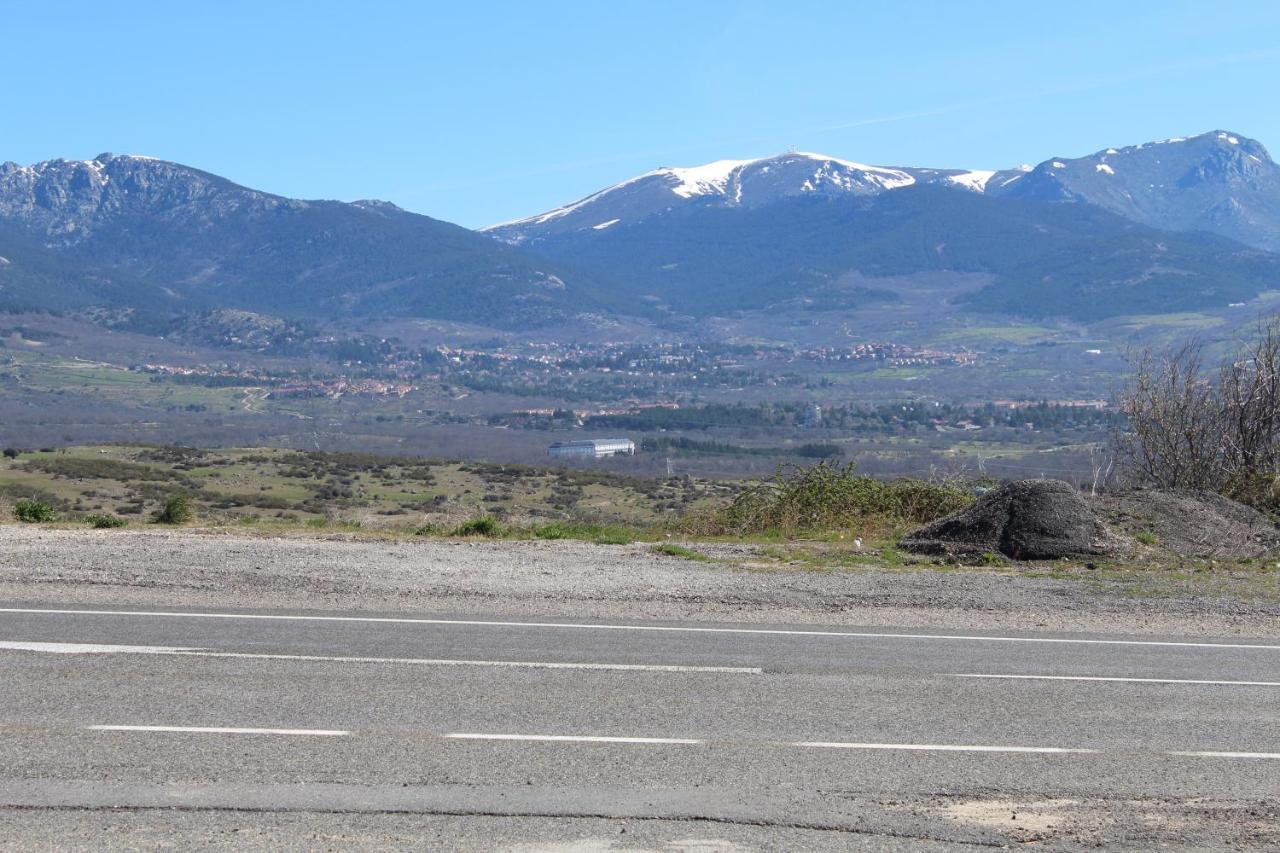 Hotel Sierra Oriente Guadarrama Bagian luar foto
