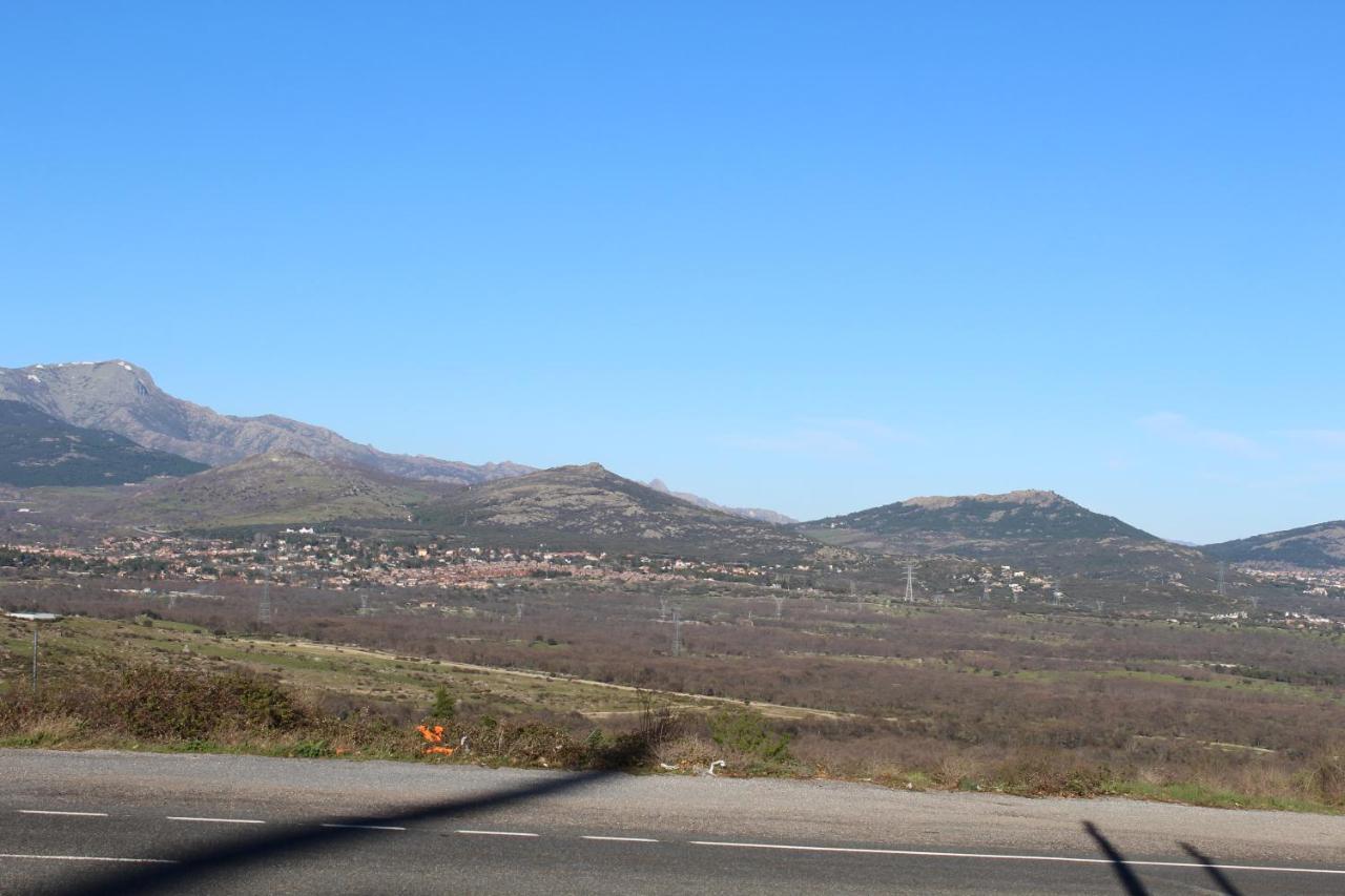 Hotel Sierra Oriente Guadarrama Bagian luar foto