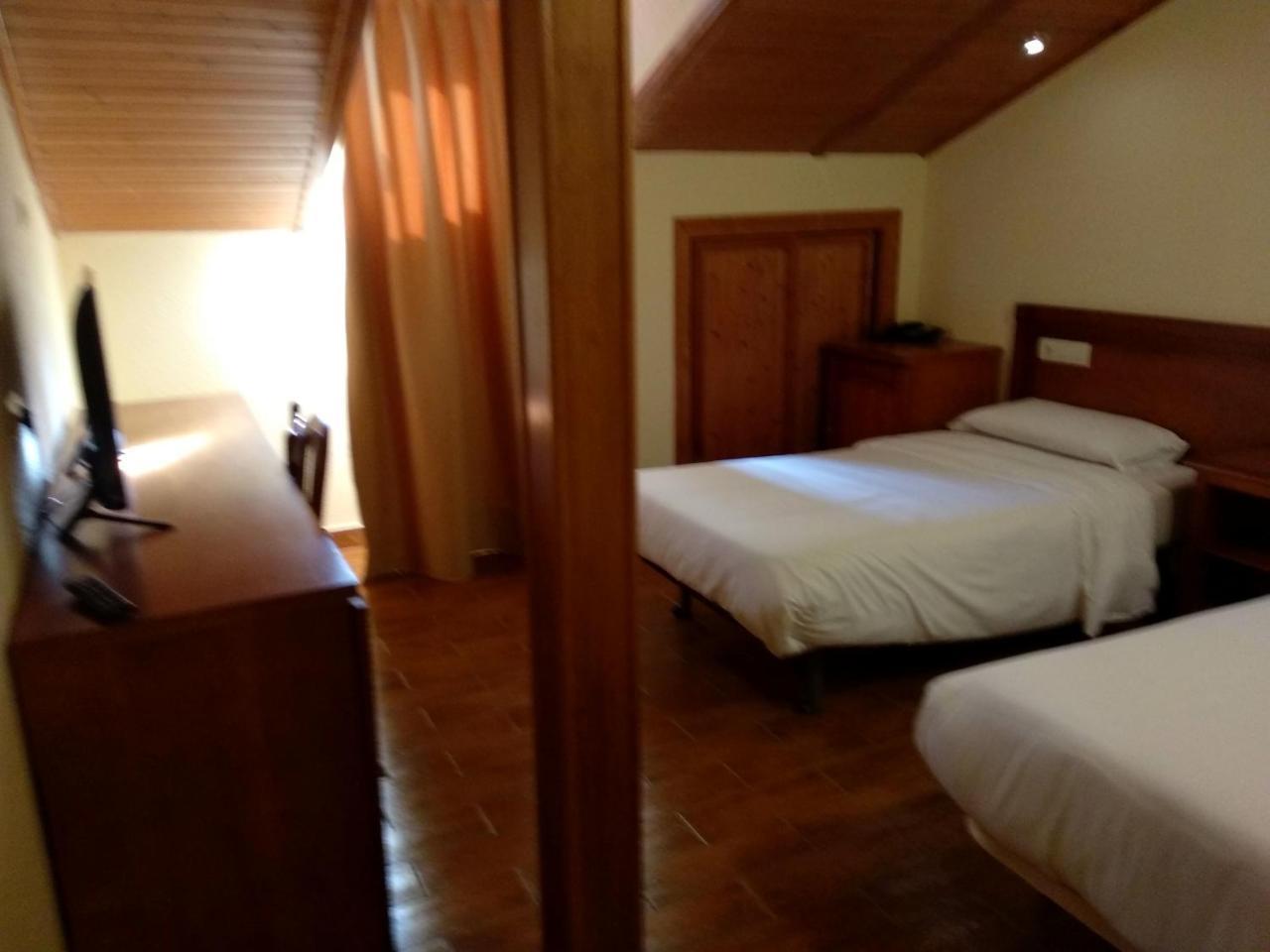 Hotel Sierra Oriente Guadarrama Bagian luar foto
